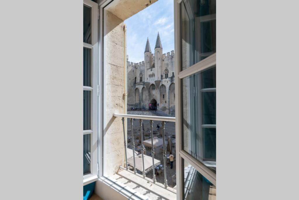 Bien D'Exception En Face Du Palais Des Papes Appartement Avignon Buitenkant foto