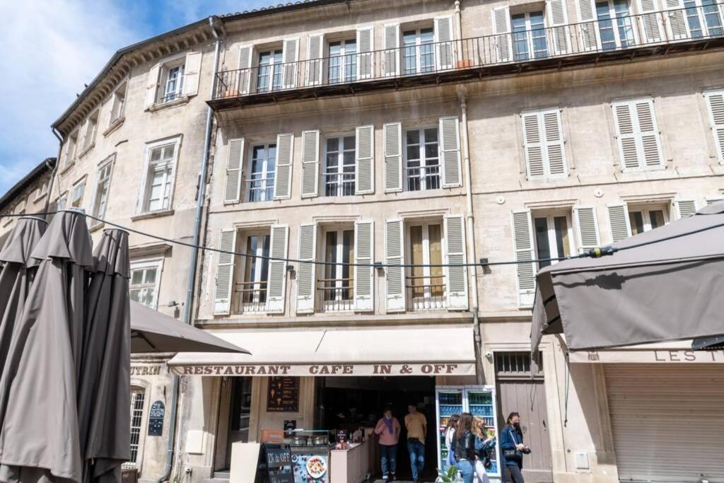 Bien D'Exception En Face Du Palais Des Papes Appartement Avignon Buitenkant foto