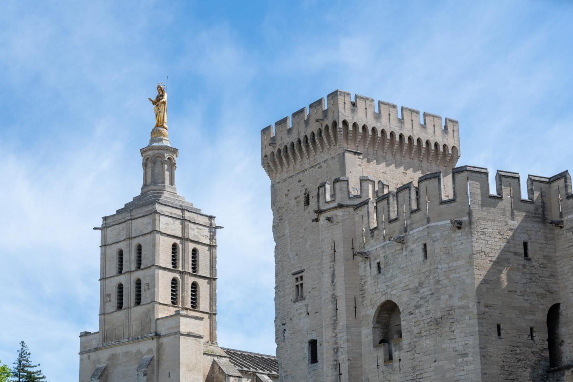 Bien D'Exception En Face Du Palais Des Papes Appartement Avignon Buitenkant foto
