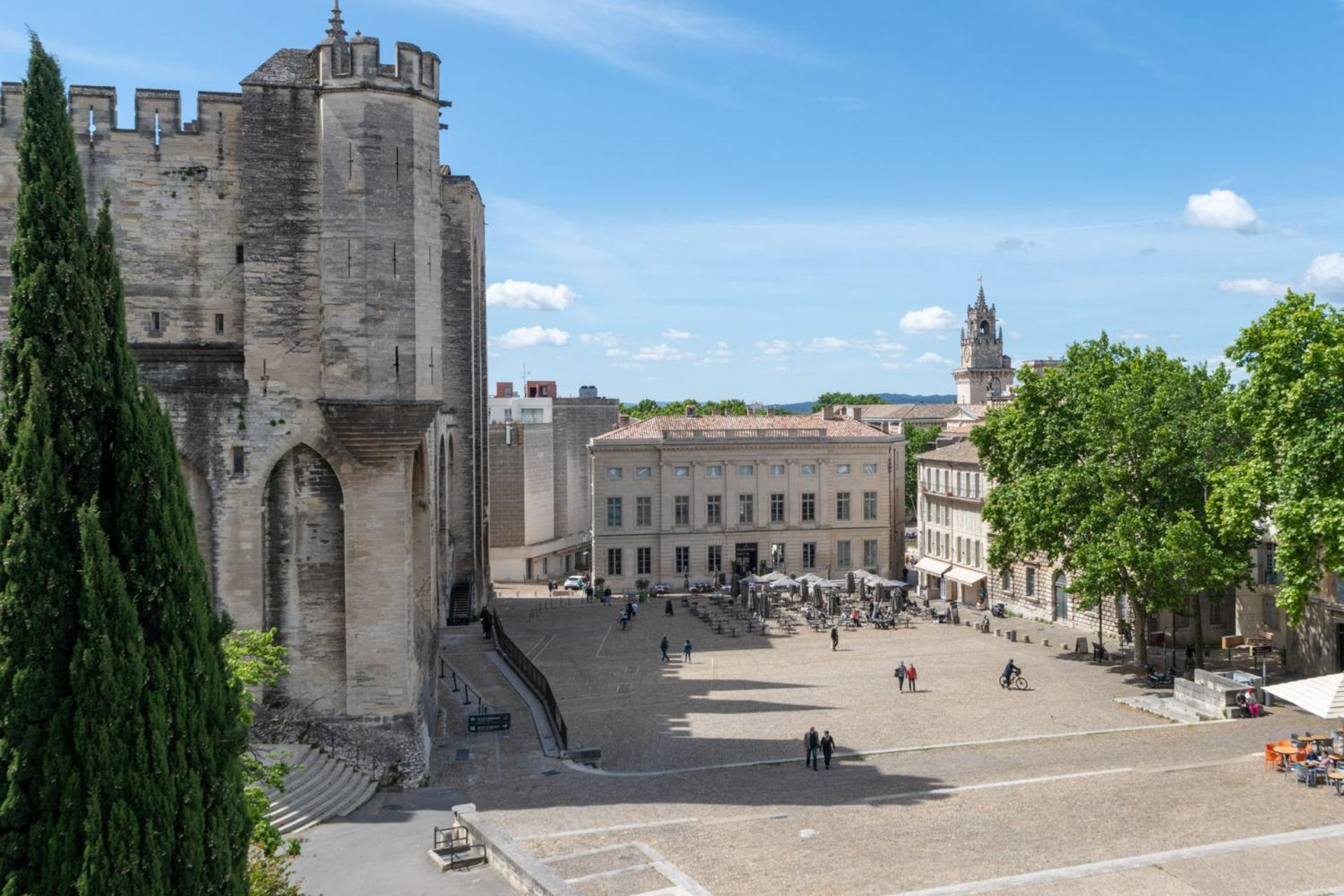 Bien D'Exception En Face Du Palais Des Papes Appartement Avignon Buitenkant foto